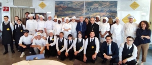 VISITA PASTORALE DEL VESCOVO BRUNETTI AD APRO FORMAZIONE: UN INCONTRO DI CONDIVISIONE E FUTURO