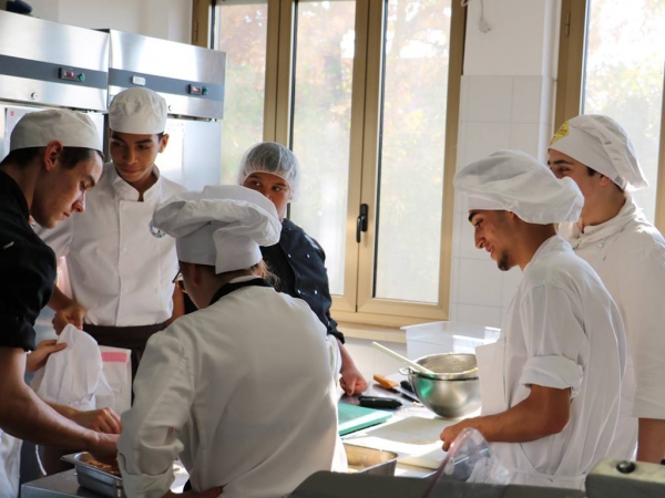 Cena italo-francese in APRO Formazione